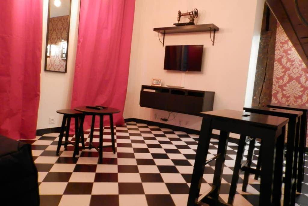 Studio Bistrot Baroque Centre Ville Historique Troyes Ngoại thất bức ảnh
